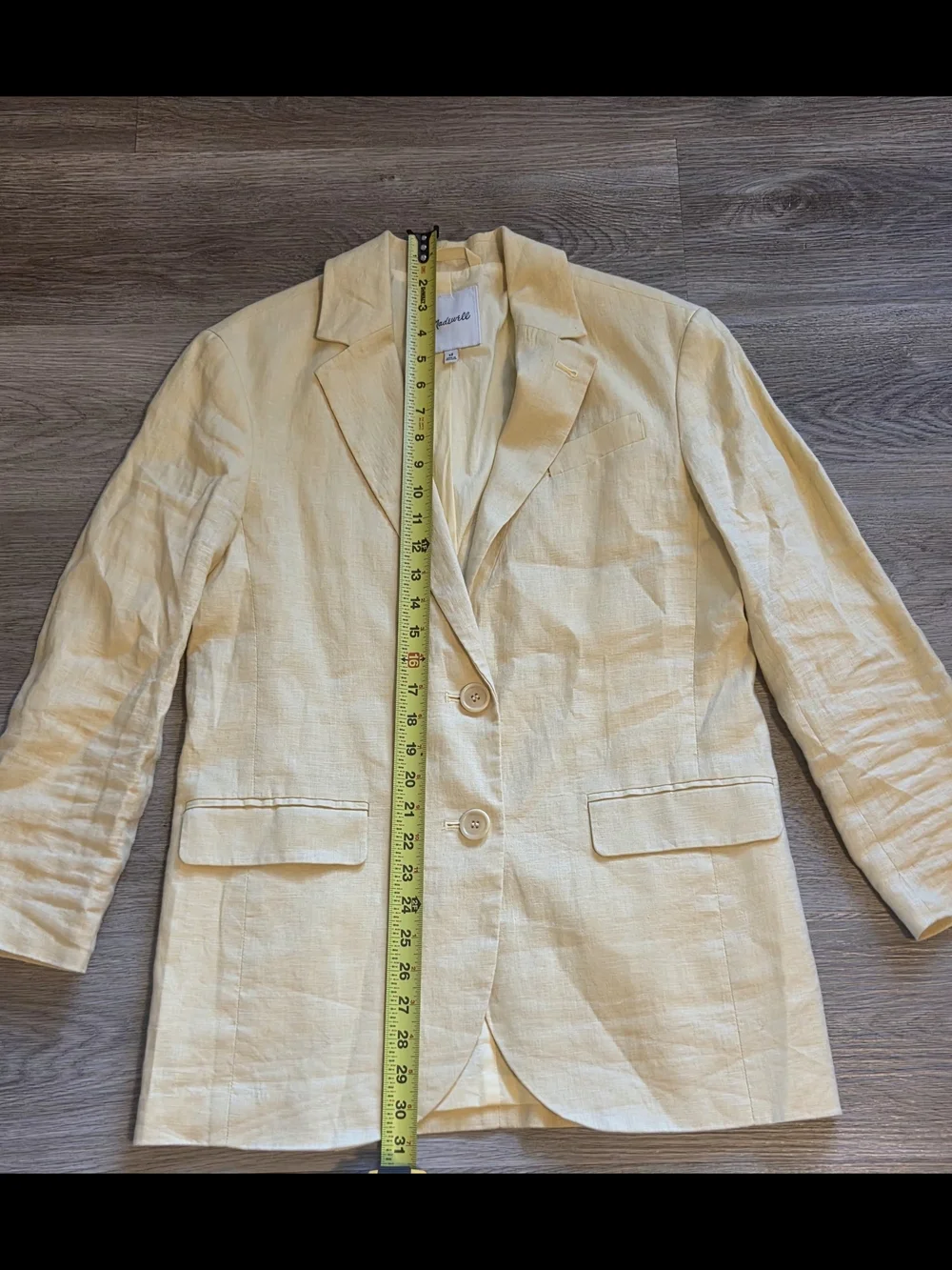 Madewell Yellow Linen-Blend Relaxed Blazer .They run big and fit like a size M. - Picture 3 of 9